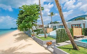 White Whale Beachfront Pool Villa